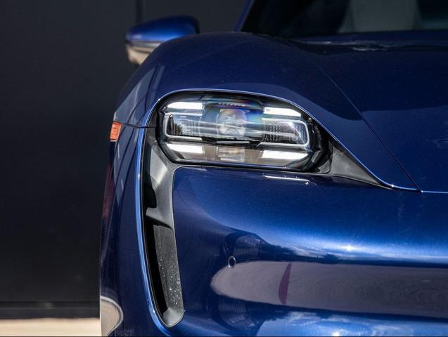 Photo of 2023 Gentian Blue Metallic Porsche Taycan