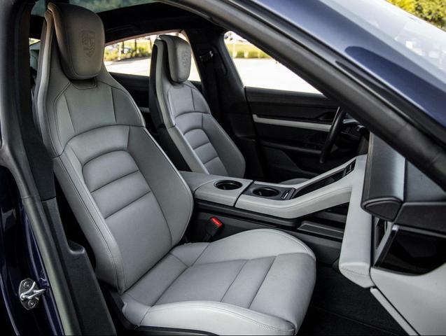Photo of 2023 Gentian Blue Metallic Porsche Taycan