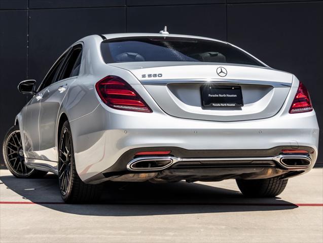 Photo of 2018 Silver Mercedes-Benz S-Class