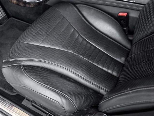 Photo of 2018 Silver Mercedes-Benz S-Class