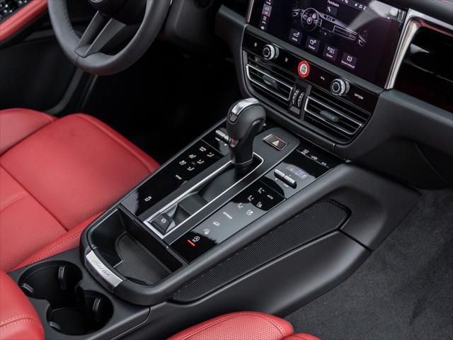 Photo of 2025 Gray Porsche Macan