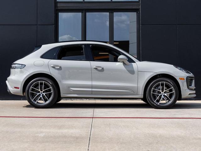 Photo of 2025 Chalk Porsche Macan