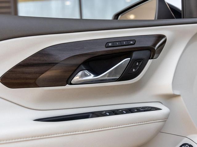 Photo of 2018 Summit White GMC Terrain