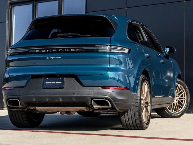Photo of 2024 Montego Blue Metallic Porsche Cayenne