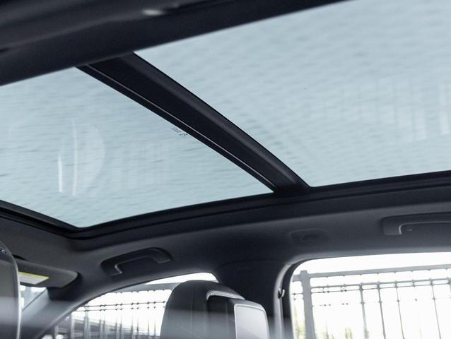 Photo of 2024 Montego Blue Metallic Porsche Cayenne