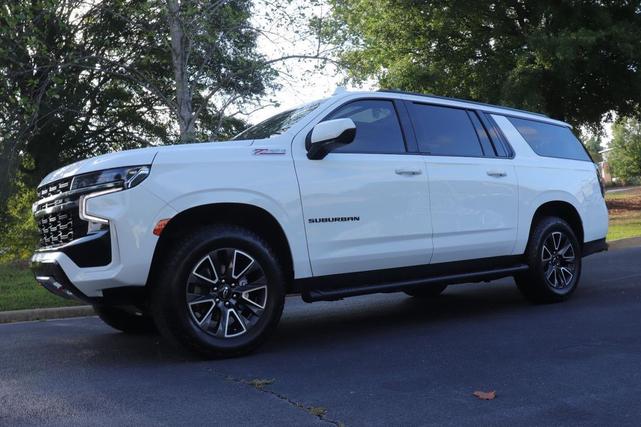 Photo of 2022 Summit White Chevrolet Suburban