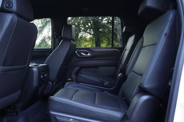Photo of 2022 Summit White Chevrolet Suburban