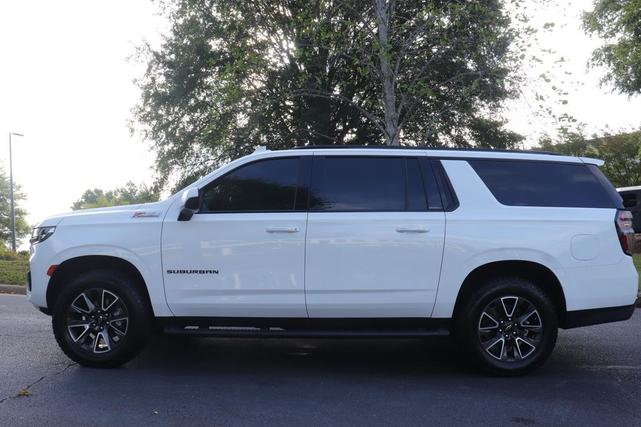 Photo of 2022 Summit White Chevrolet Suburban