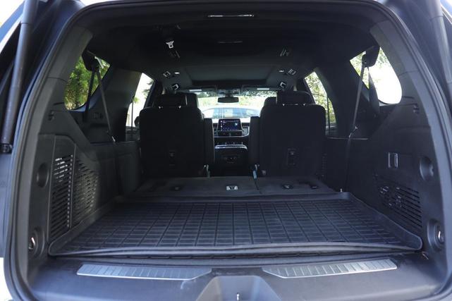 Photo of 2022 Summit White Chevrolet Suburban