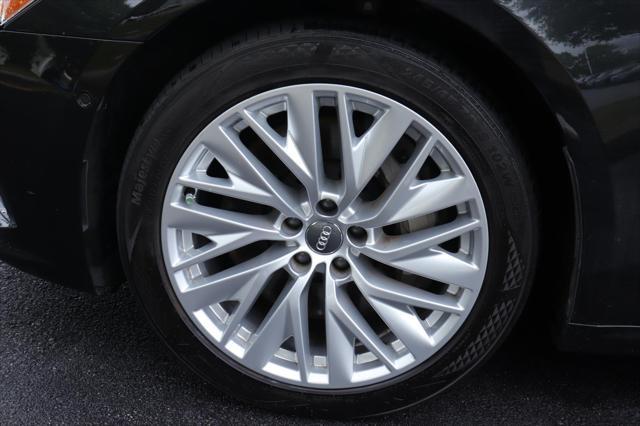 Photo of 2019 Vesuvius Gray Metallic Audi A7