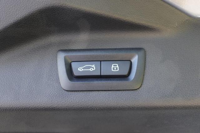 Photo of 2026 Skyscraper Grey Metallic BMW X7