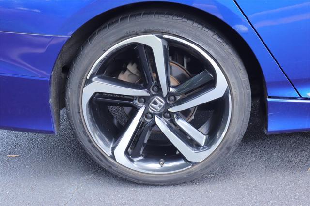 Photo of 2018 Still Night Pearl Honda Accord