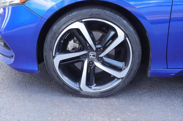 Photo of 2018 Still Night Pearl Honda Accord