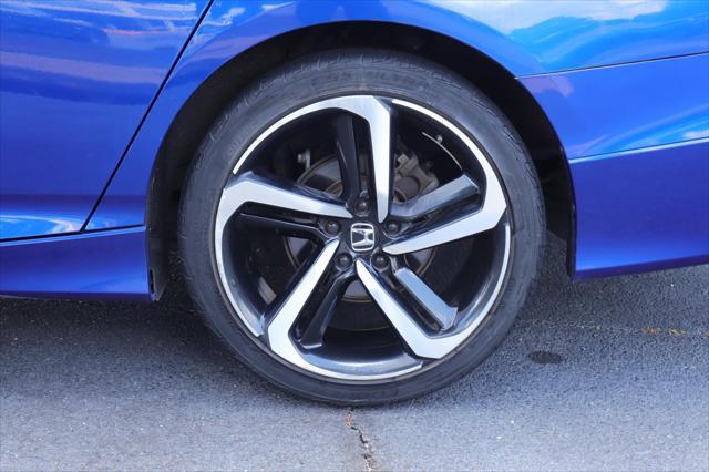 Photo of 2018 Still Night Pearl Honda Accord