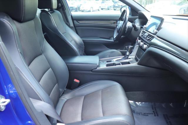 Photo of 2018 Still Night Pearl Honda Accord