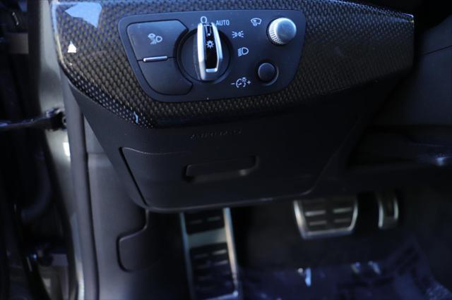 Photo of 2018 Daytona Gray Pearl Effect Audi S5