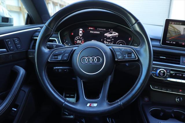 Photo of 2018 Daytona Gray Pearl Effect Audi S5