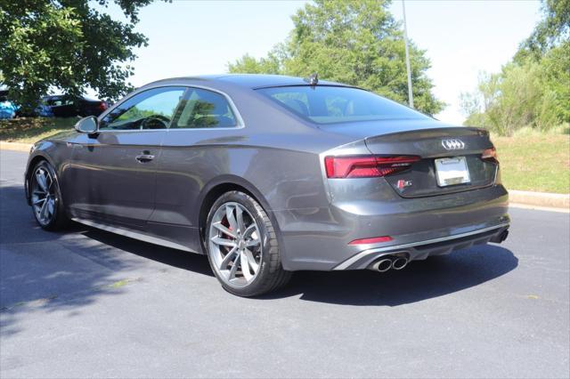 Photo of 2018 Daytona Gray Pearl Effect Audi S5