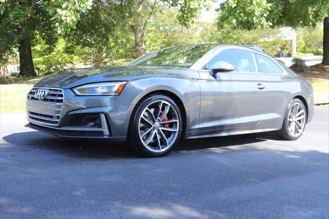Photo of 2018 Daytona Gray Pearl Effect Audi S5