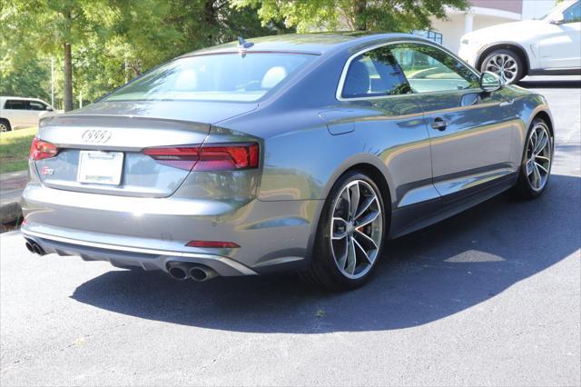 Photo of 2018 Daytona Gray Pearl Effect Audi S5
