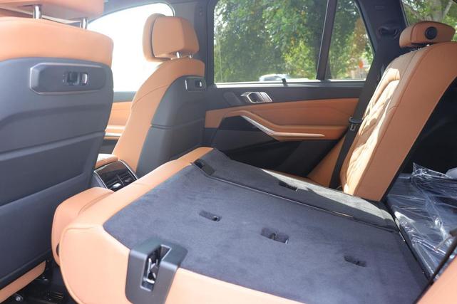 Photo of 2026 Dravit Grey Metallic BMW X5