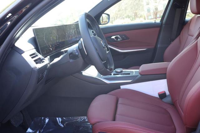 Photo of 2025 Black Sapphire Metallic BMW 330