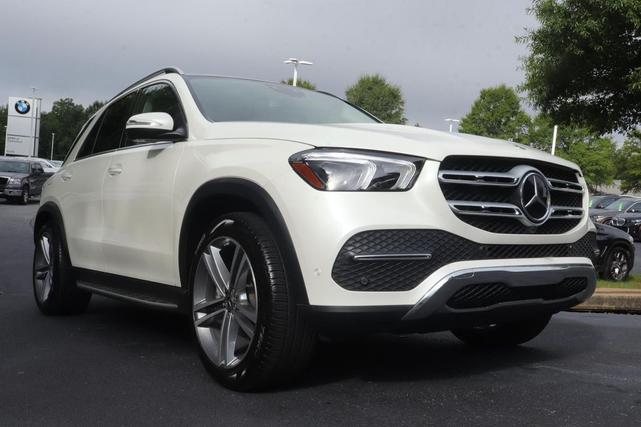 Photo of 2022 MANUFAKTUR Diamond White Bright Mercedes-Benz GLE 350