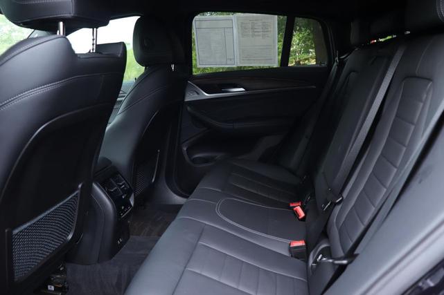 Photo of 2021 Carbon Black Metallic BMW X4