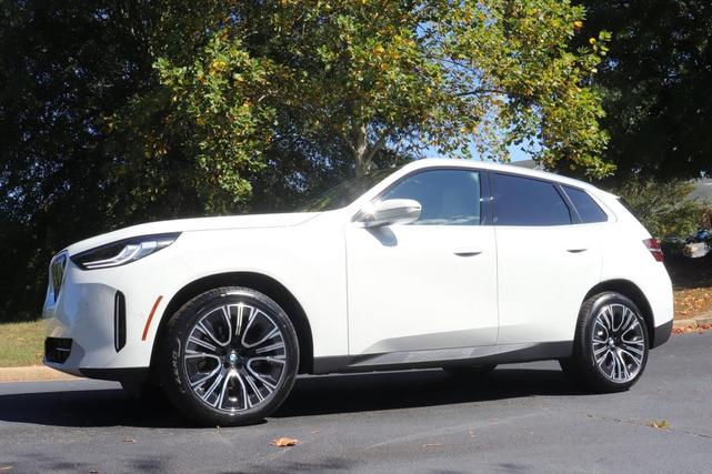 Photo of 2026 Alpine White BMW X3