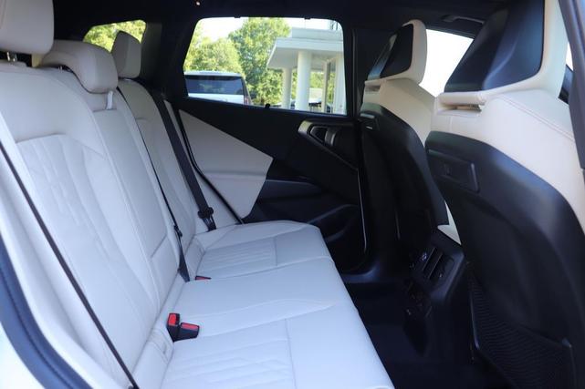 Photo of 2026 Alpine White BMW X3