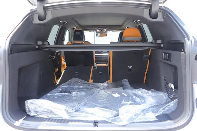 Photo of 2025 Skyscraper Gray Metallic BMW X3