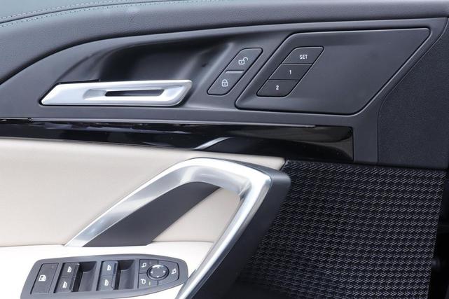 Photo of 2025 Jet Black BMW X1