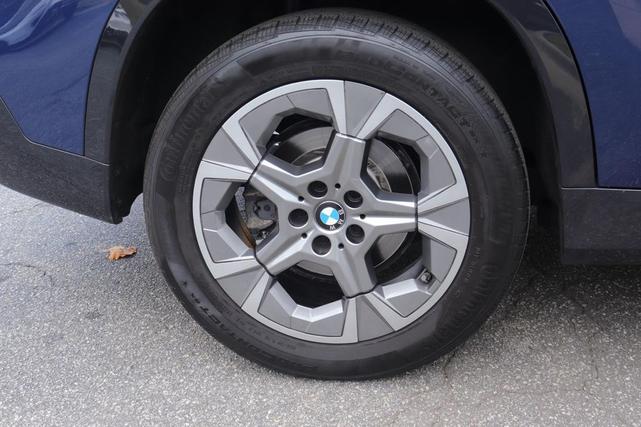 Photo of 2023 Phytonic Blue Metallic BMW X1