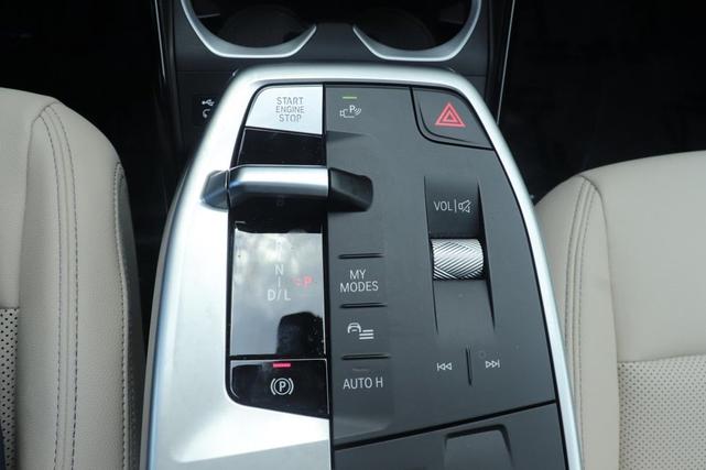 Photo of 2023 Phytonic Blue Metallic BMW X1