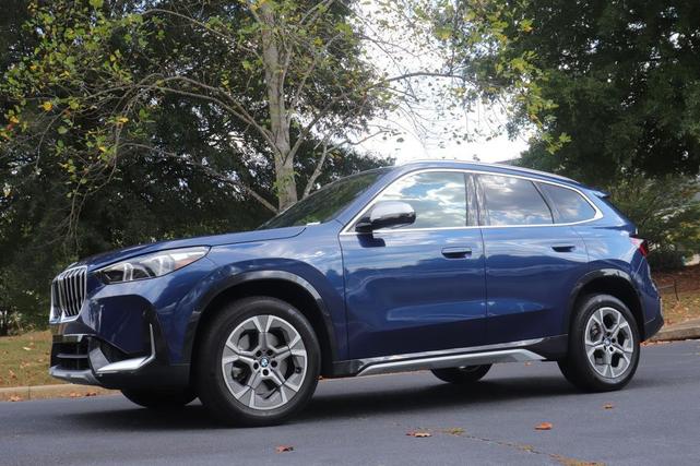 Photo of 2023 Phytonic Blue Metallic BMW X1