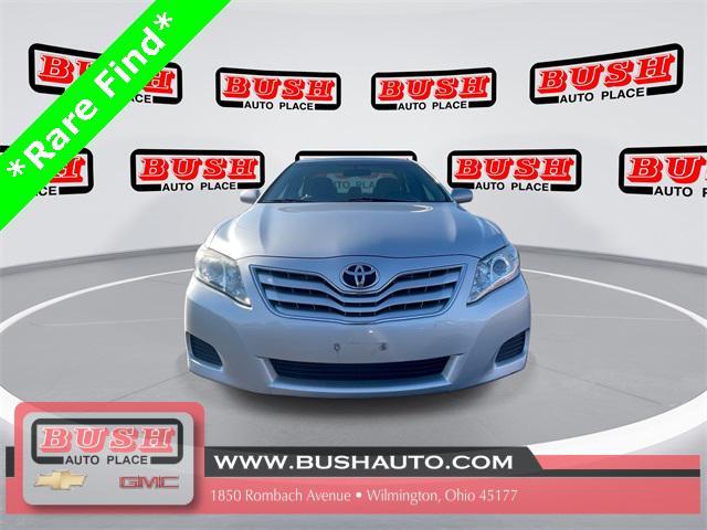 Photo of 2011 Classic Silver Metallic Toyota Camry