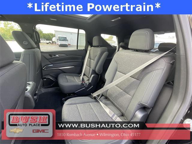 Photo of 2026 Mosaic Black Metallic Chevrolet Traverse