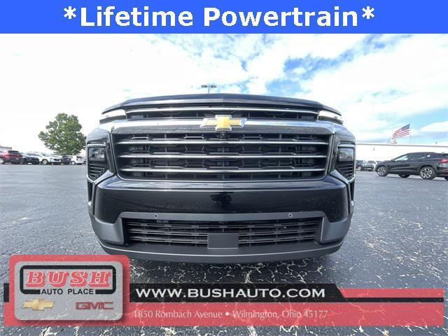 Photo of 2026 Mosaic Black Metallic Chevrolet Traverse