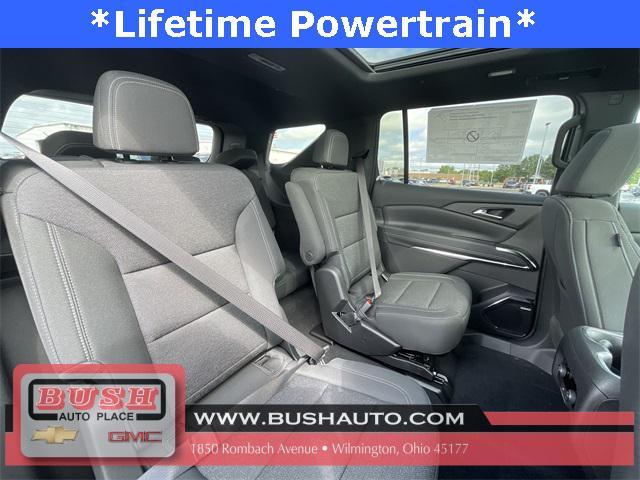 Photo of 2026 Mosaic Black Metallic Chevrolet Traverse