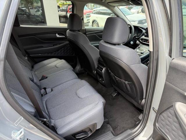 Photo of 2022 Gray Hyundai SANTA FE