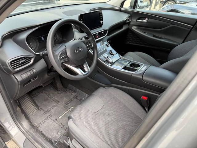 Photo of 2022 Gray Hyundai SANTA FE