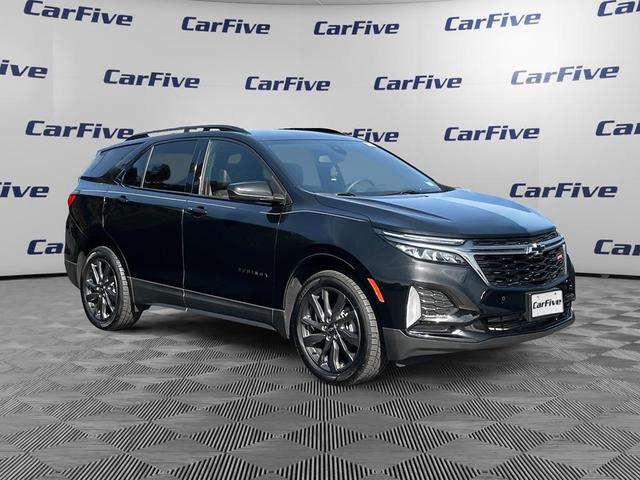 Photo of 2022 Mosaic Black Metallic Chevrolet Equinox