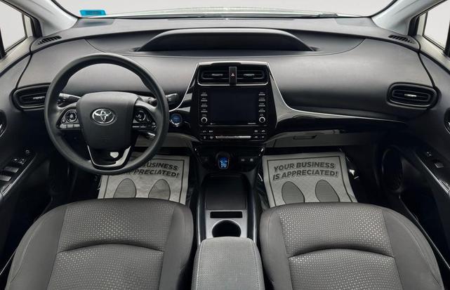 Photo of 2022 White Toyota Prius