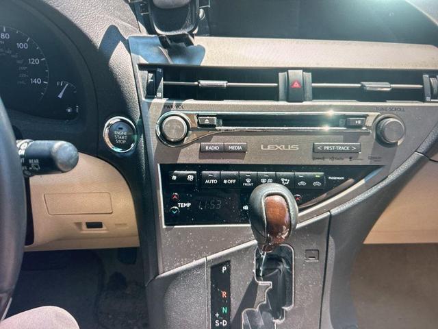 Photo of 2015 Silver Lexus RX 350