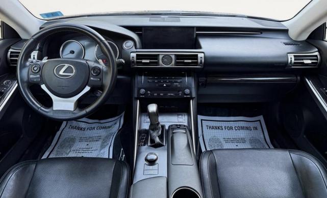 Photo of 2014 Gray Lexus IS 350