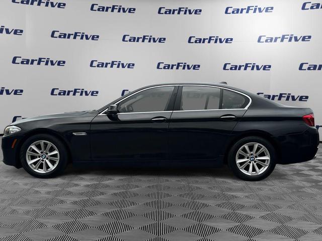 Photo of 2015 Black Sapphire Metallic BMW 528