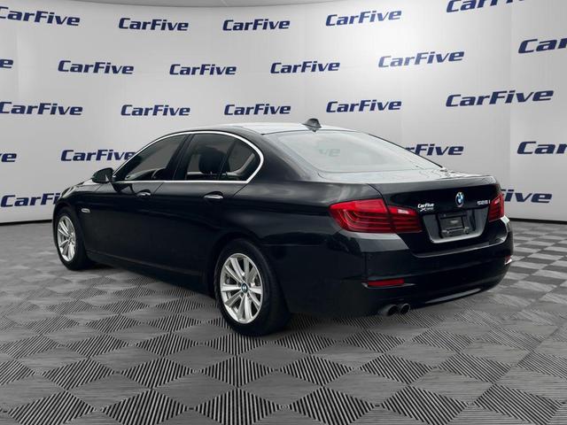 Photo of 2015 Black Sapphire Metallic BMW 528