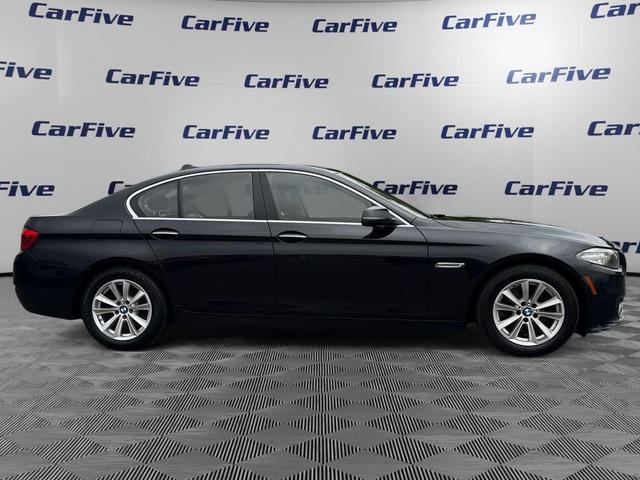 Photo of 2015 Black Sapphire Metallic BMW 528