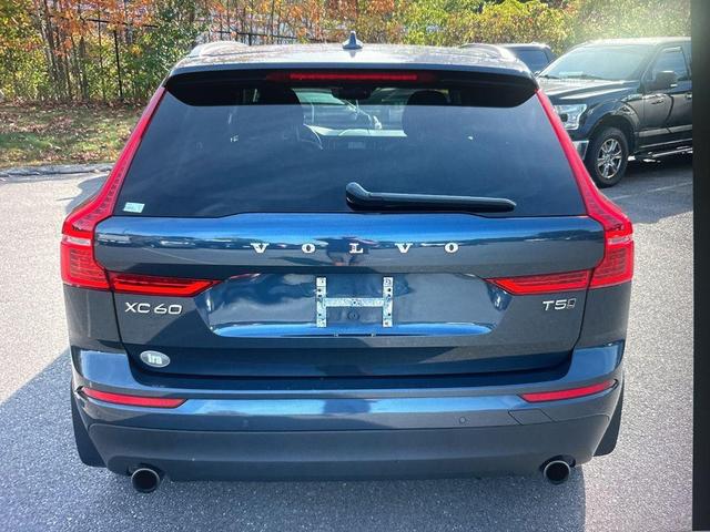 Photo of 2018 Denim Blue Metallic Volvo XC60