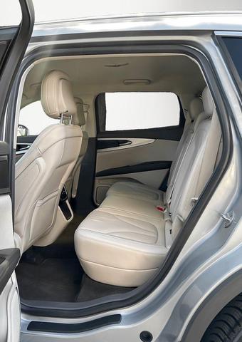 Photo of 2020 Silver Lincoln Nautilus